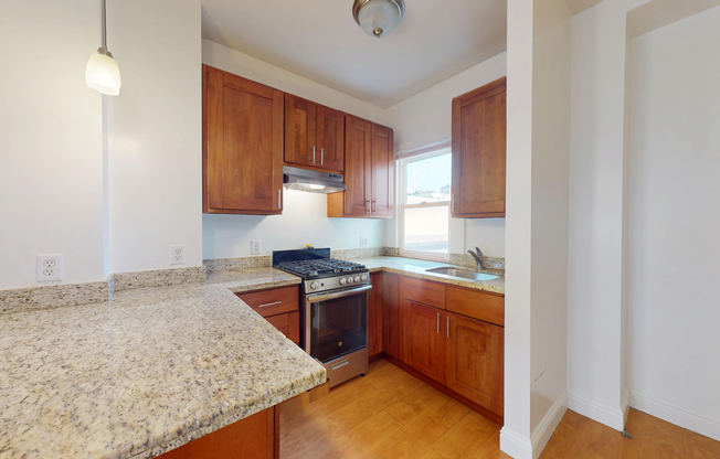 1049 POST ST
