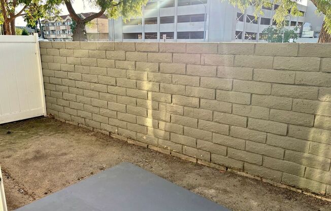 1 bed, 1 bath, 736 sqft, $2,195, Unit C018