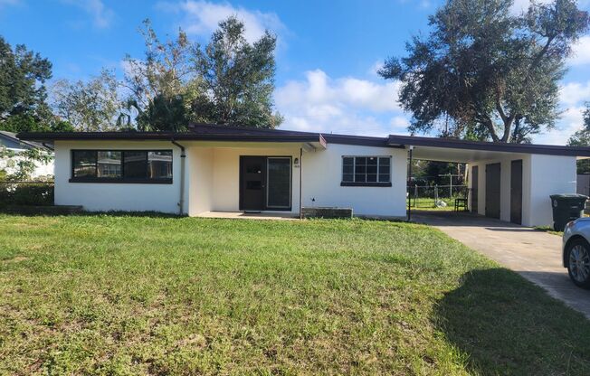 2 Bedroom 1 Bath Single Family Home, Fenced in Yard