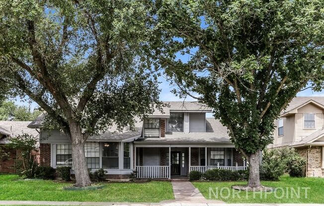 2313 ROANOKE CIR