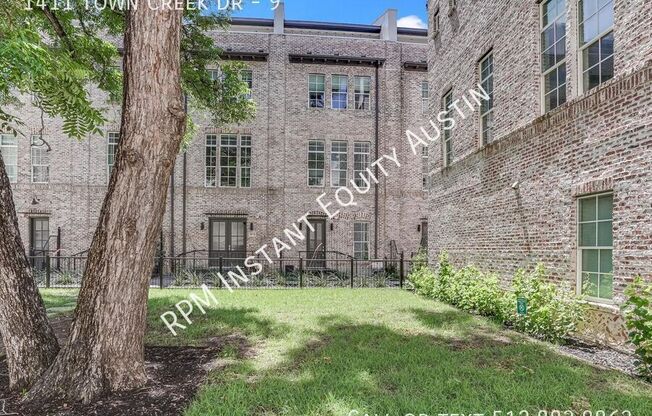1411 TOWN CRK DR