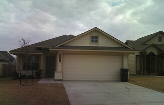 College Station - 3 bedroom / 2 bath / garage in Sonoma subdivision with fenced yard and washer/dryer.