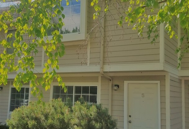 Side by side Town Home in Lower Grant Creek