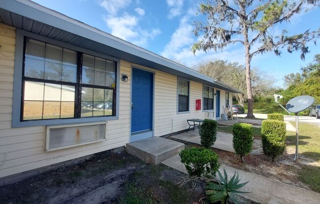 1 bed, 1 bath, 575 sqft, $1,050, Unit Unit #30