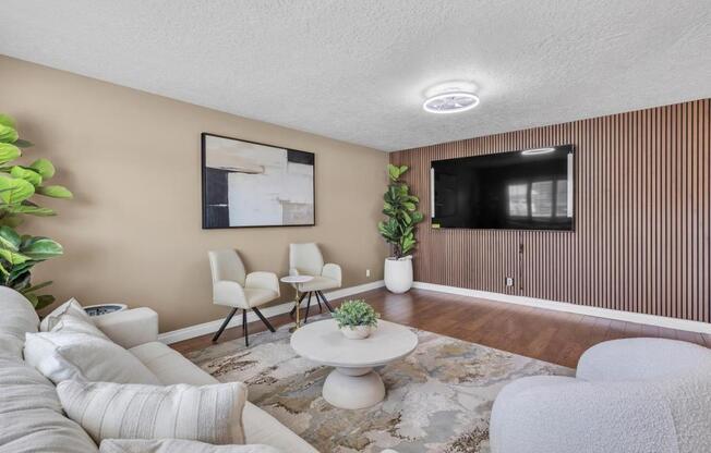 7604 CHARLES CONRAD CIR