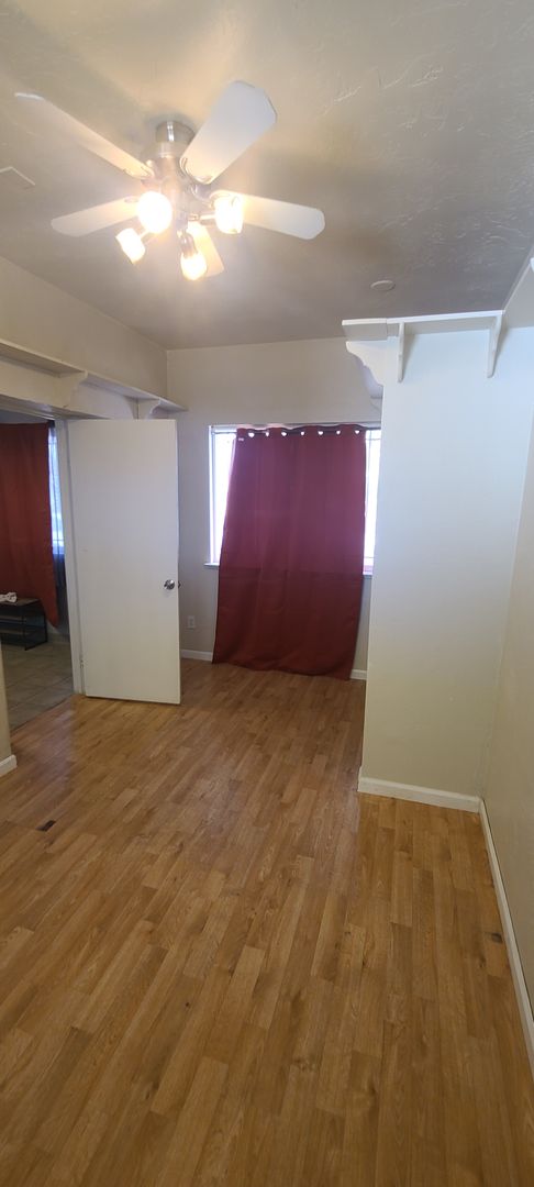 3 beds, 1 bath, $1,850