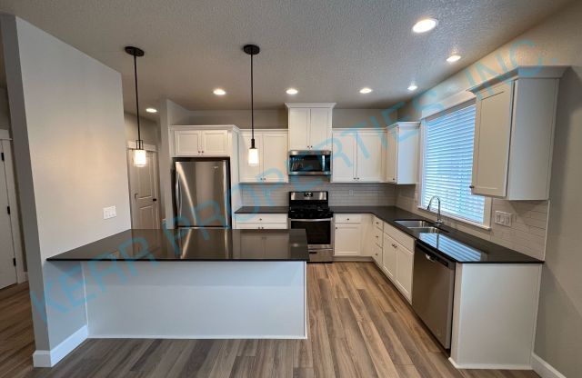 2087 SE SILVER SPG RD