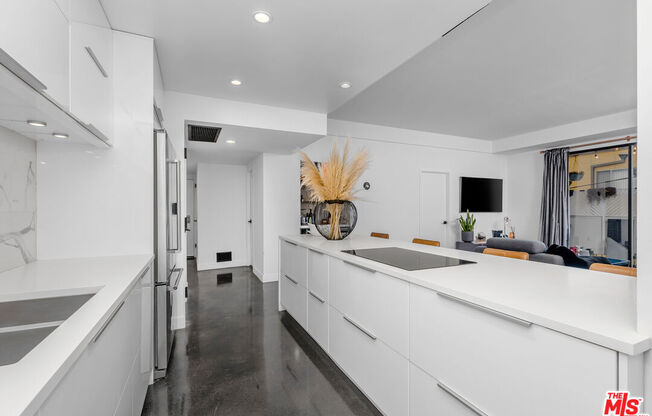 2 beds, 2 baths, 1,212 sqft, $5,000, Unit 116