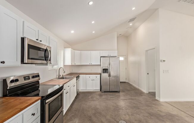 Experience the Best of Downtown Phoenix Living!