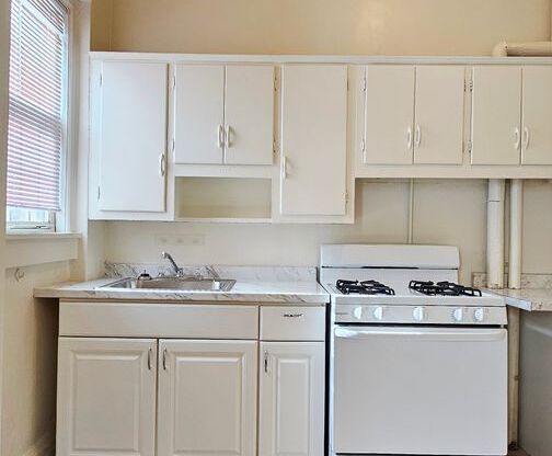 1 bed, 1 bath, 550 sqft, $1,500, Unit 107