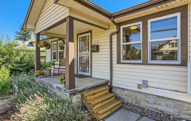 NORTH PORTLAND!  Charming 1920s Bungalow with Timeless Character and Sunny Spaces
