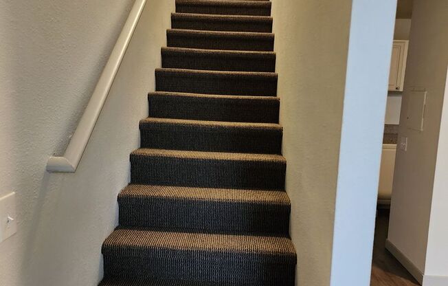 1 bed, 1 bath, 803 sqft, $1,695, Unit 250