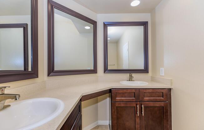 2 beds, 2 baths, 1,211 sqft, $1,690