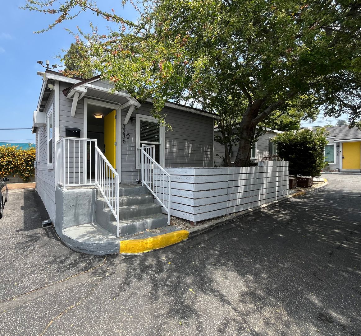 3232 Verdugo Road