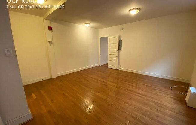 316 S 43 ST