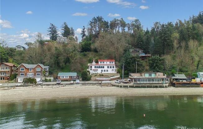 Amazing Dash Point Beach Front Home!