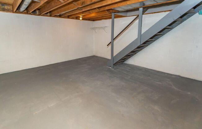 2 beds, 1.5 baths, 1,100 sqft, $1,355, Unit 40-1740