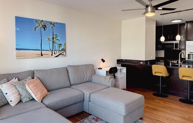 Furnished 1BD/1BA/1PKG at Waihonua in Kakaako