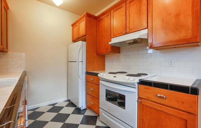 1 bed, 1 bath, 650 sqft, $1,625, Unit 101