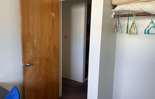 1 bed, 1 bath, $1,100, Unit Bedroom 2