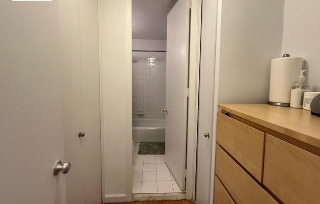 Studio, 1 bath, 483 sqft, $3,550, Unit 7H