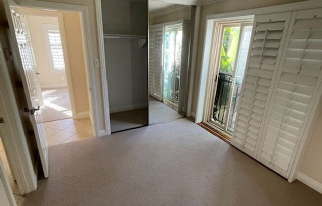 2 beds, 1 bath, 740 sqft, $2,895