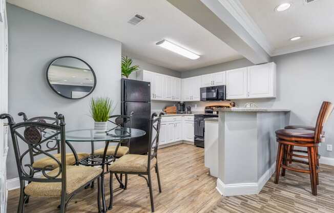 Clubhouse Kitchen with Breakfast Bar