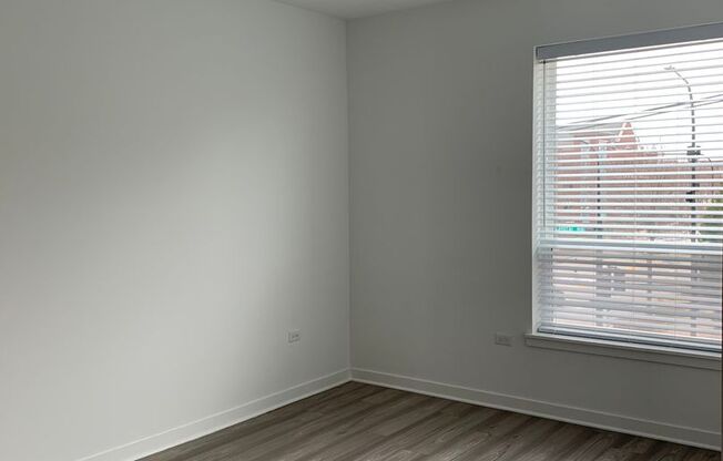 3 beds, 2 baths, 1,353 sqft, $3,665, Unit 302