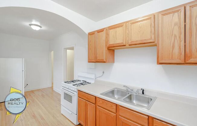 Studio, 1 bath, $1,050, Unit 2107-104