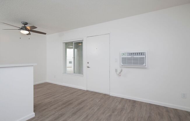 1 bed, 1 bath, $1,995, Unit 12