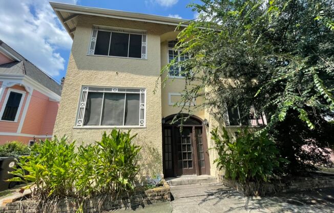 4729 Carondelet