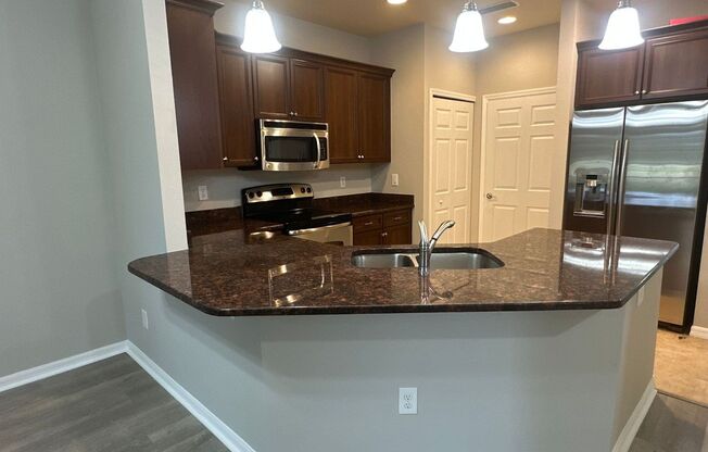 2 beds, 2 baths, $1,895