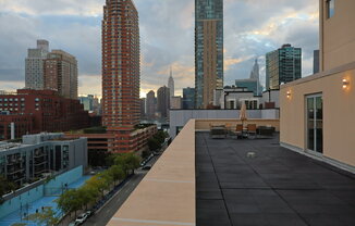 5 43 48 AVE