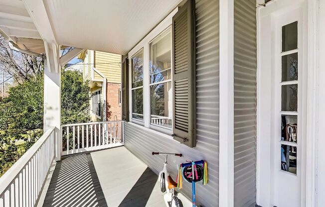 Palisades, NW Washington, DC - Beautiful 4BR 3Bath House