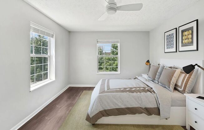2 beds, 2 baths, 1,077 sqft, $1,640, Unit 37-9674-310