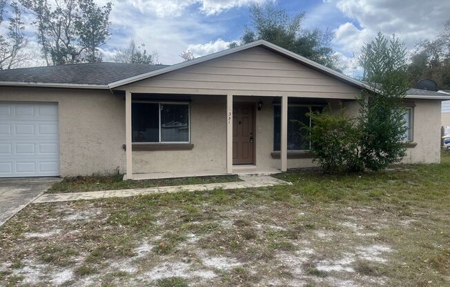 351 Hidden Lake Dr. Fantastic 3 bedroom, 2 bathroom single family home.