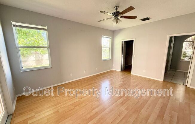 112 PEREGRINE CT