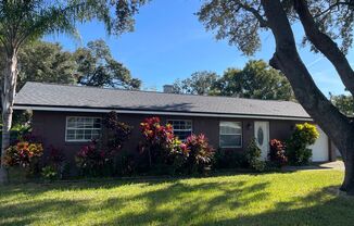 3/2 Home in Winter Park Estates.