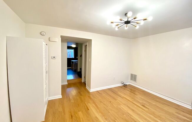 Modern 2 Bed/2 Bath in South Side Slopes - $100 Discount Rate for 2 Year Lease - Available Now!