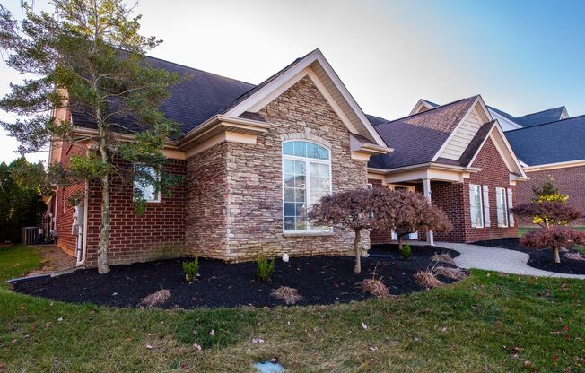 Fantastic Rental in the Cardinal Club!