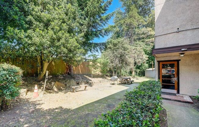1 bed, 1 bath, 605 sqft, $1,550, Unit C306