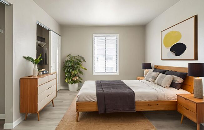 2 beds, 1 bath, 800 sqft, $1,099, Unit 108 - 105