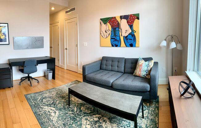1 bed, 1 bath, $2,450, Unit 824