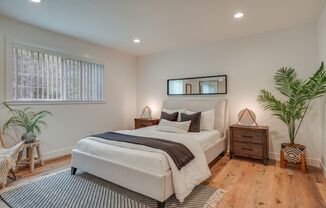 2 beds, 1 bath, 815 sqft, $2,595, Unit 02