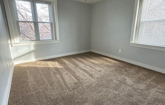 Carberry Apartments (3918 Cass St.)