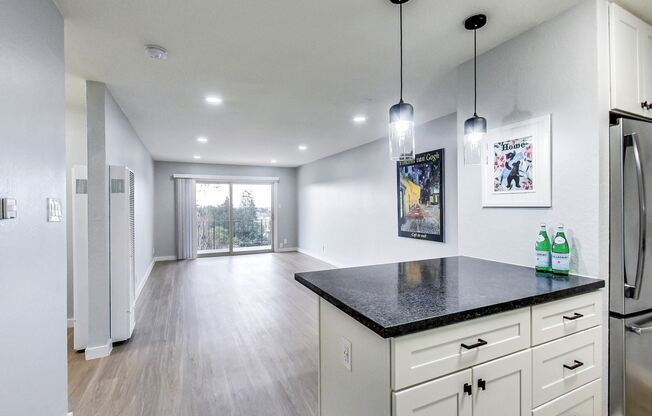 281 MACARTHUR BOULEVARD