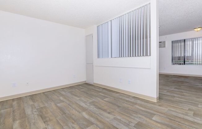 Studio, 1 bath, 520 sqft, $685, Unit 317