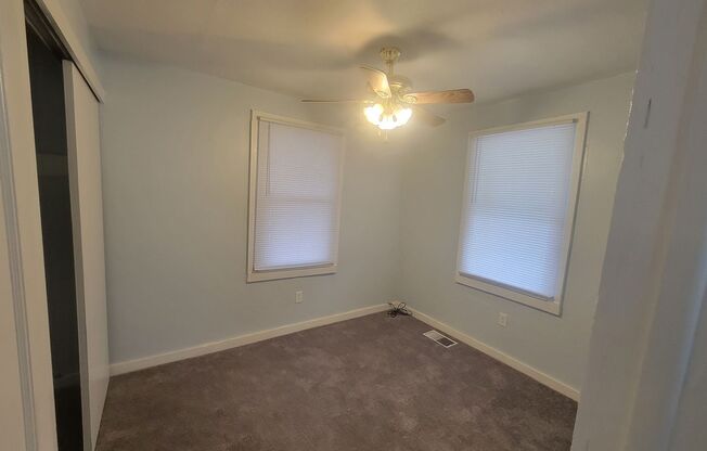 Freshly Updated 2 Bedroom /1Bath w/2 Stall Garage