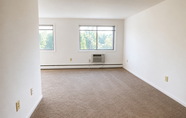 1 bed, 1 bath, 615 sqft, $1,645, Unit 200