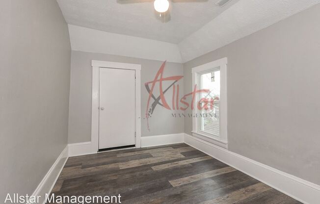 3078 W 105th Street, Duplex